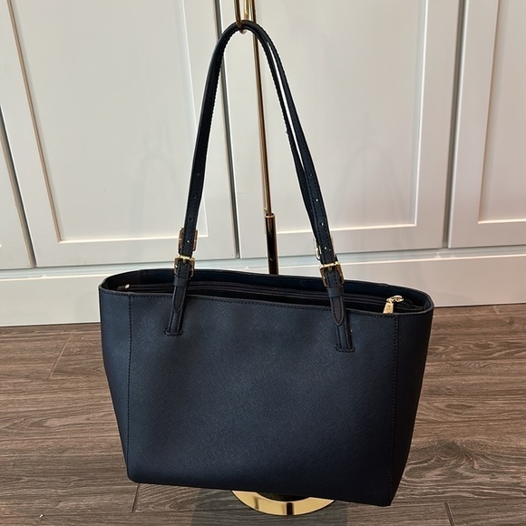 EUC Tory Burch York Buckle Tote Navy Purse Bag Saffiano Leather - Picture 5 of 12